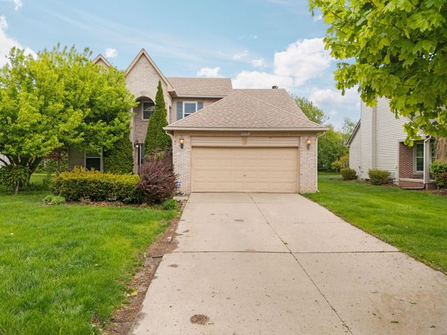 4155 Crystal Creek Drive, Ypsilanti, MI 48197