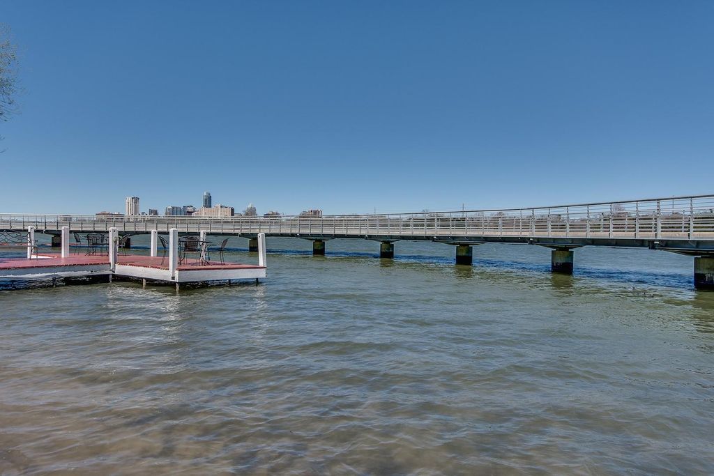 1818 S Lakeshore BLVD 37, Austin, TX 78741