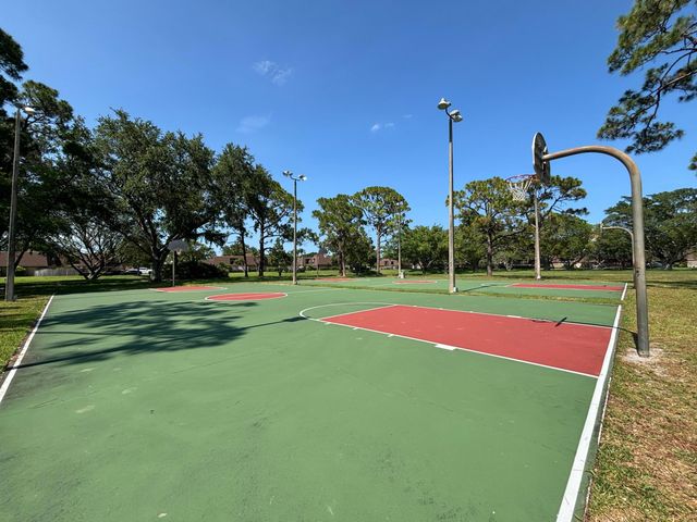 2110 21st Lane, Palm Beach Gardens, FL 33418