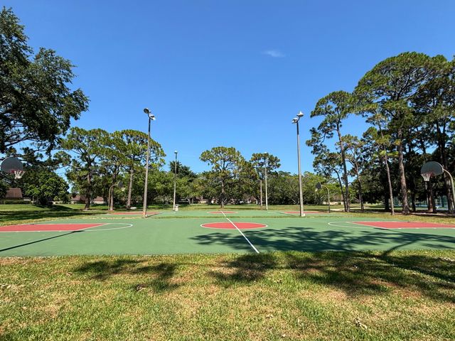 2110 21st Lane, Palm Beach Gardens, FL 33418