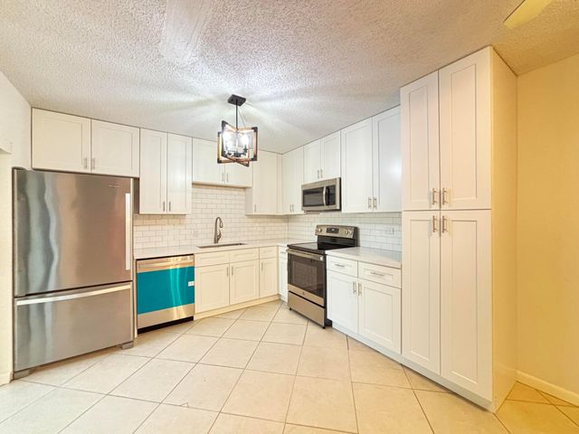 2110 21st Lane, Palm Beach Gardens, FL 33418