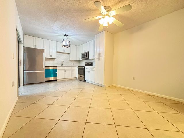2110 21st Lane, Palm Beach Gardens, FL 33418