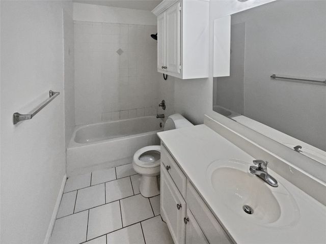 2104 Wheaton Drive, Norman, OK 73071
