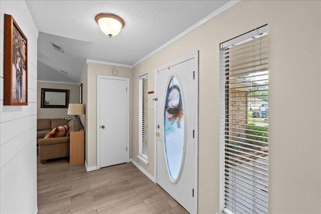 7103 Chinook Street, Baytown, TX 77521
