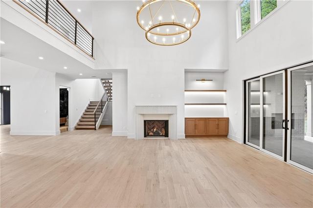 423 Lynne Circle, Alpharetta, GA 30009