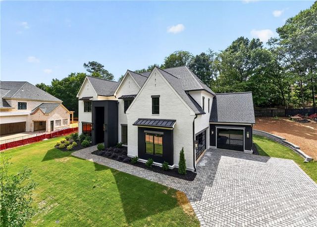 423 Lynne Circle, Alpharetta, GA 30009