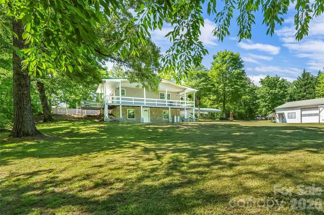 106 Silverstone Drive, Marion, NC 28752