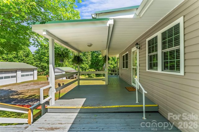 106 Silverstone Drive, Marion, NC 28752