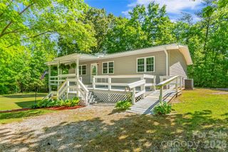 106 Silverstone Drive, Marion, NC 28752