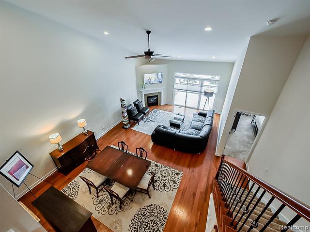 7212 Berry Field, West Bloomfield, MI 48322