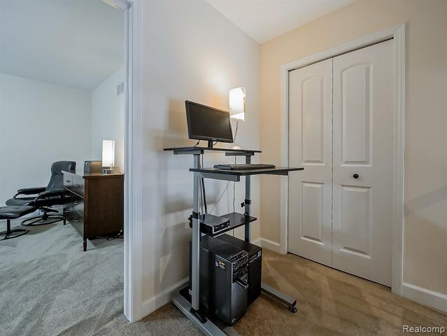 7212 Berry Field, West Bloomfield, MI 48322