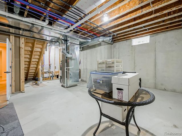 7212 Berry Field, West Bloomfield, MI 48322