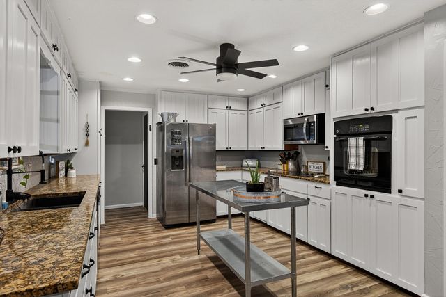 2076 CR 108, Burnet, TX 78611