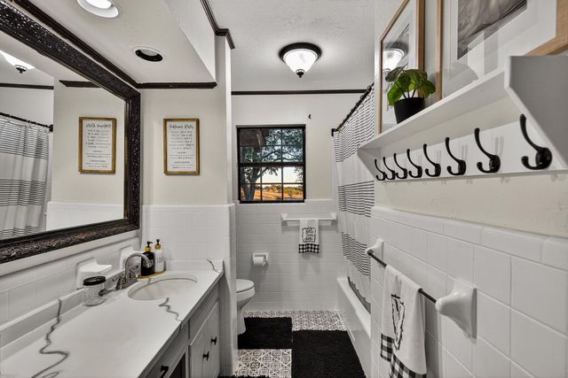 2076 CR 108, Burnet, TX 78611