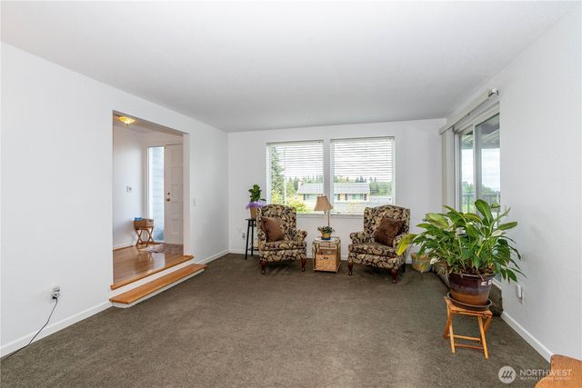 4025 Somerset Lane, Kent, WA 98032