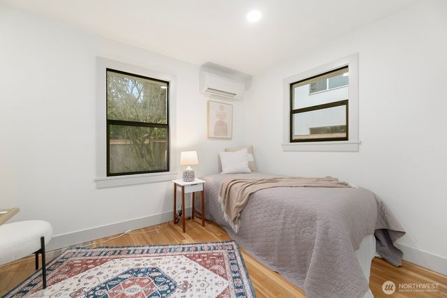 2356 N 130th Street, Seattle, WA 98133