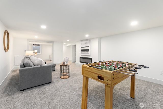 2356 N 130th Street, Seattle, WA 98133