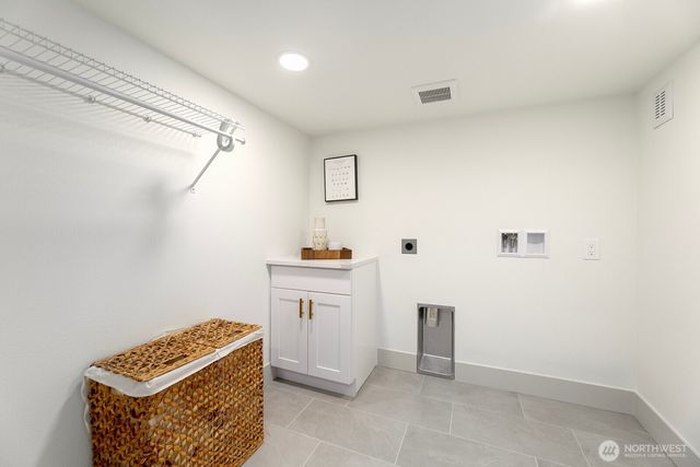 2356 N 130th Street, Seattle, WA 98133