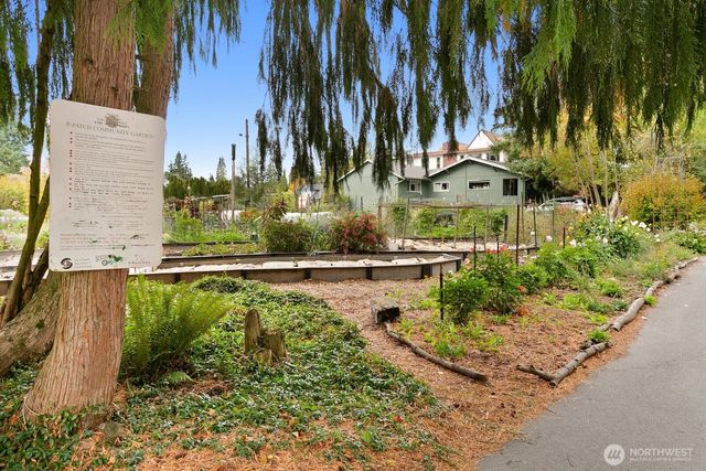 2356 N 130th Street, Seattle, WA 98133