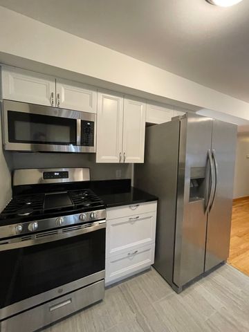 1745 W Albion Avenue 1N, Chicago, IL 60626