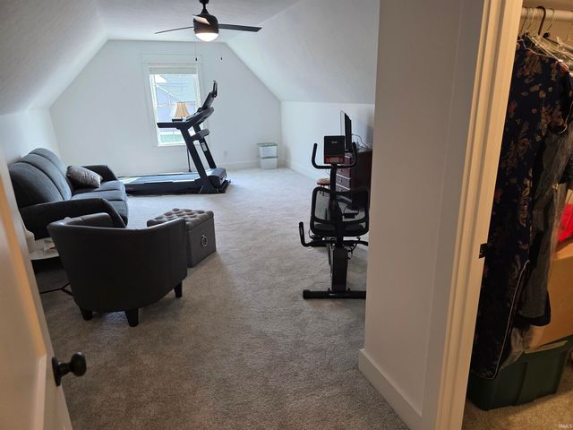 701 E Quinn Raye Court, Ellettsville, IN 47429