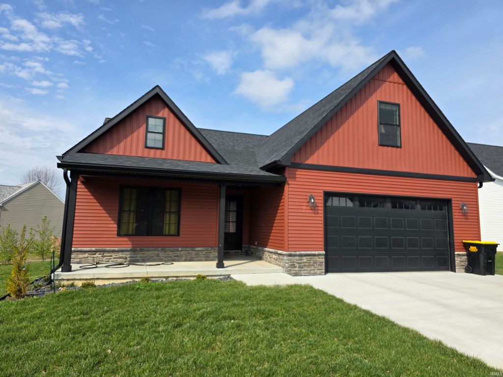 701 E Quinn Raye Court, Ellettsville, IN 47429