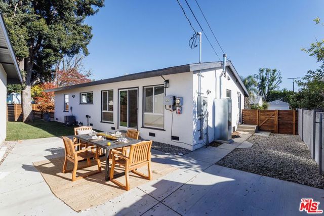 14365 Berg Street, Sylmar, CA 91342