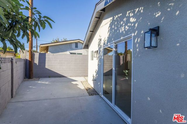 14365 Berg Street, Sylmar, CA 91342