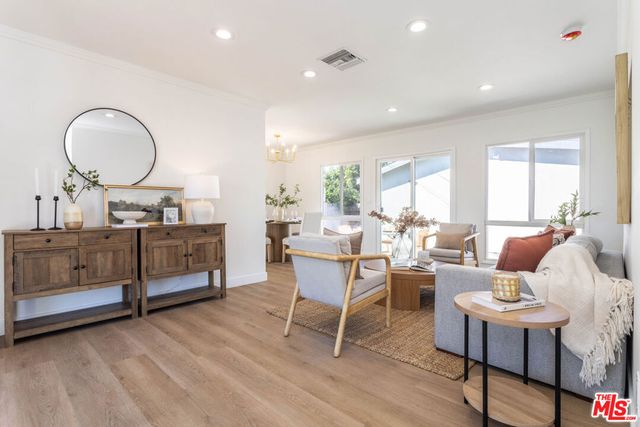 14365 Berg Street, Sylmar, CA 91342