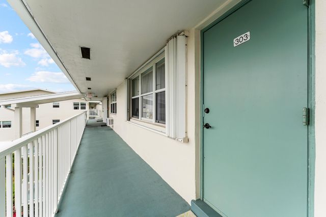 170 E Horizons E 303, Boynton Beach, FL 33435