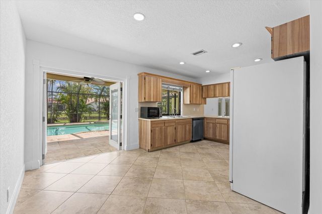 11580 NW 20th Drive, Coral Springs, FL 33071