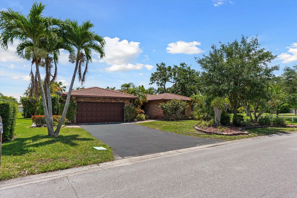 11580 NW 20th Drive, Coral Springs, FL 33071