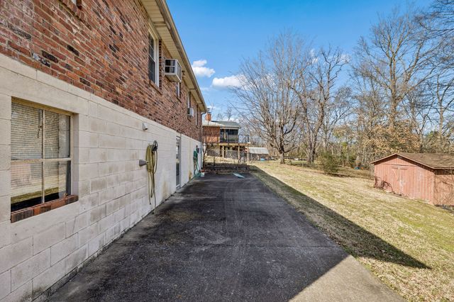 5020 Kincannon Dr, Nashville, TN 37220