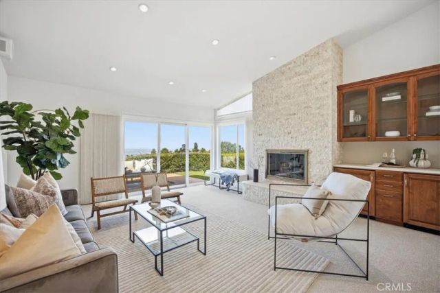 53 Hilltop Circle, Rancho Palos Verdes, CA 90275