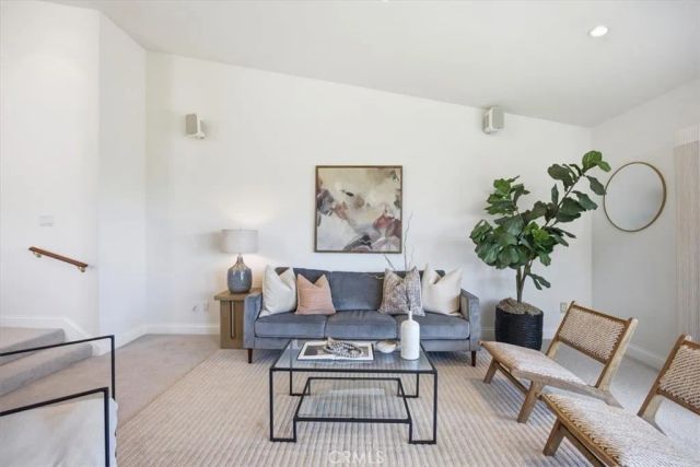 53 Hilltop Circle, Rancho Palos Verdes, CA 90275