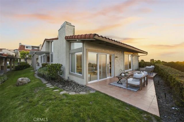 53 Hilltop Circle, Rancho Palos Verdes, CA 90275