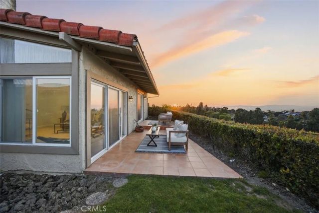 53 Hilltop Circle, Rancho Palos Verdes, CA 90275
