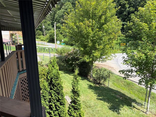 256A Bruce Road, Mars Hill, NC 28754