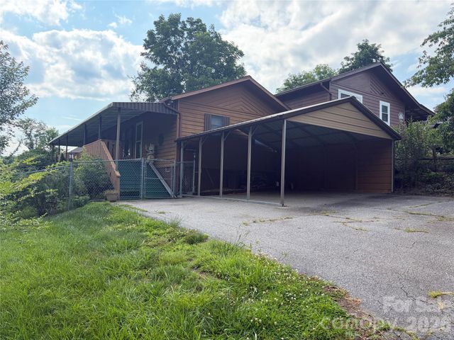 256A Bruce Road, Mars Hill, NC 28754