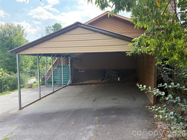 256A Bruce Road, Mars Hill, NC 28754