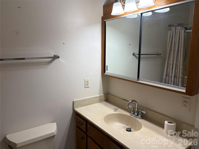 256A Bruce Road, Mars Hill, NC 28754