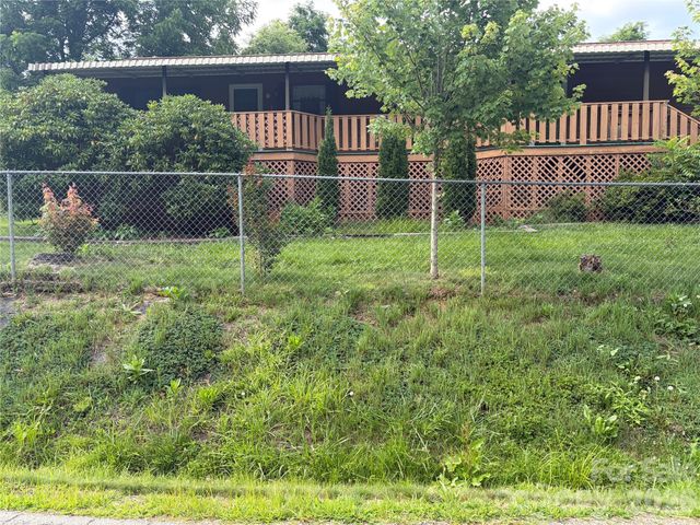 256A Bruce Road, Mars Hill, NC 28754