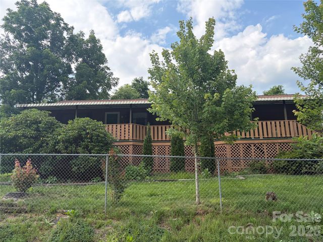 256A Bruce Road, Mars Hill, NC 28754