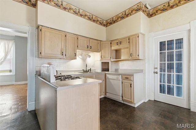 3810 Arsenal Street, St Louis, MO 63116
