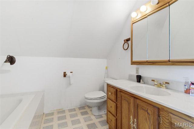 3810 Arsenal Street, St Louis, MO 63116