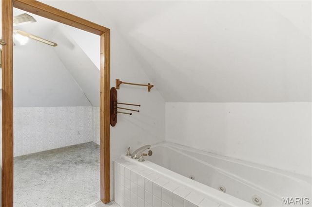 3810 Arsenal Street, St Louis, MO 63116