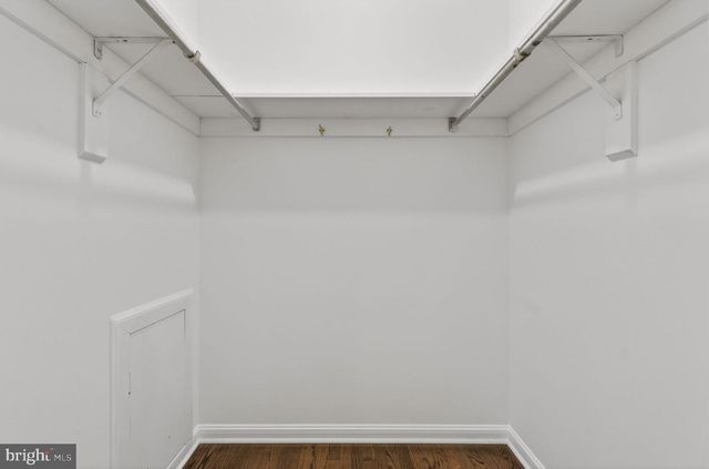 7113 PENGUIN PL, Falls Church, VA 22043