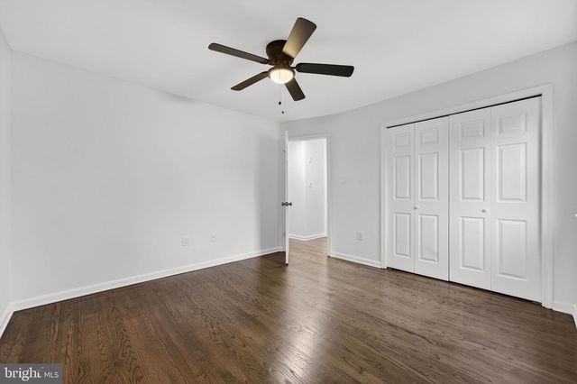 7113 PENGUIN PL, Falls Church, VA 22043