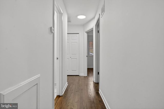 7113 PENGUIN PL, Falls Church, VA 22043