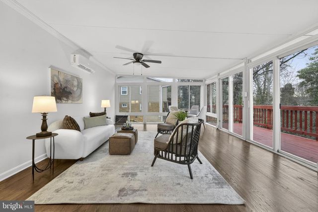 7113 PENGUIN PL, Falls Church, VA 22043